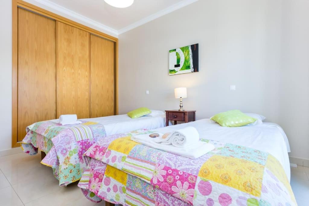 Sea Breeze Lagos Apartment Экстерьер фото