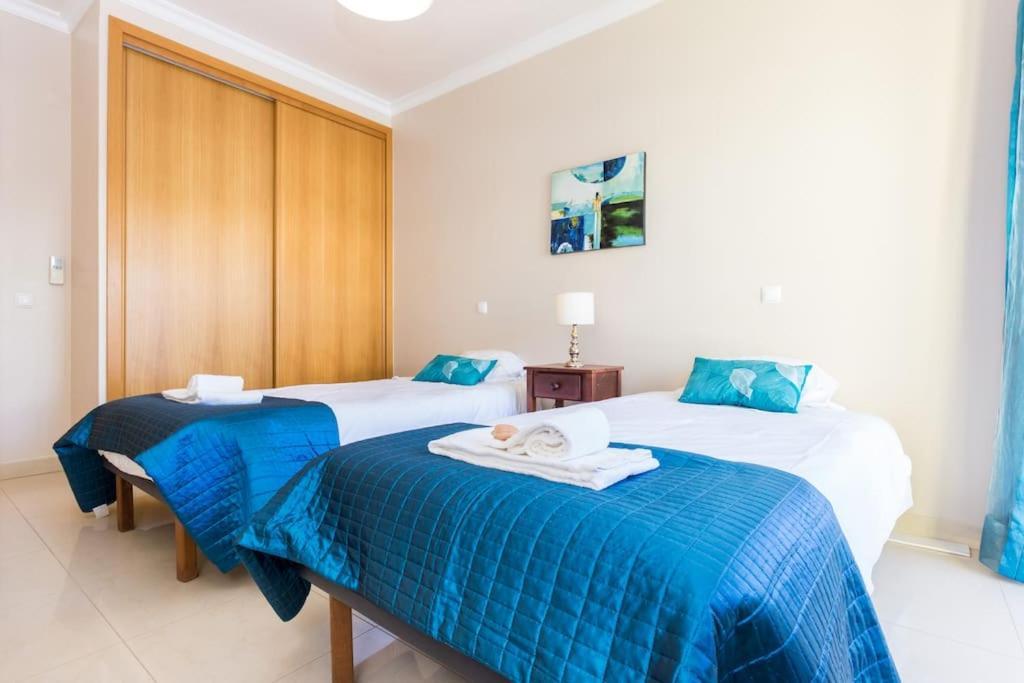 Sea Breeze Lagos Apartment Экстерьер фото